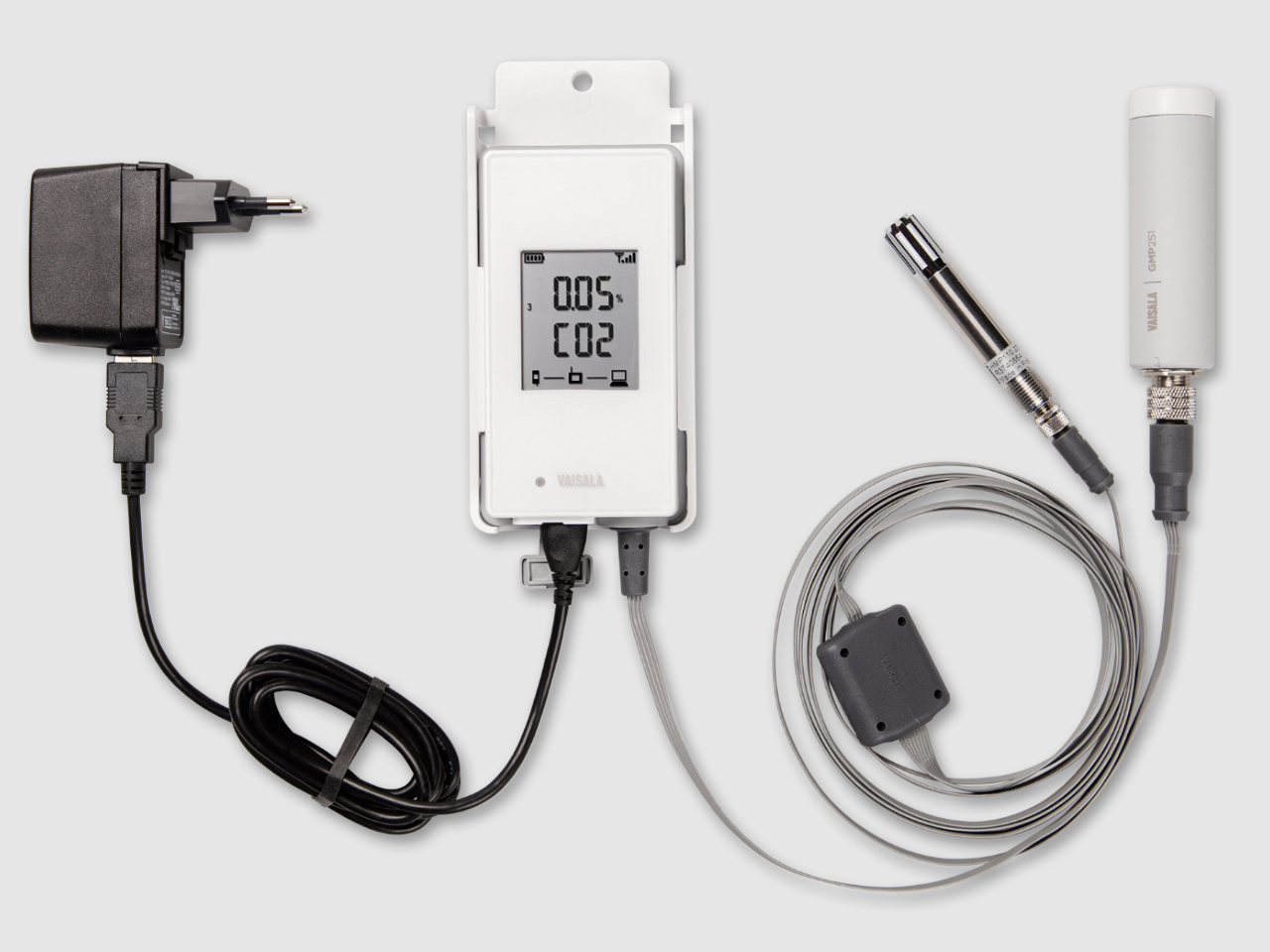 RFL100 logger with the probes GMP251 and HMP110, power cable