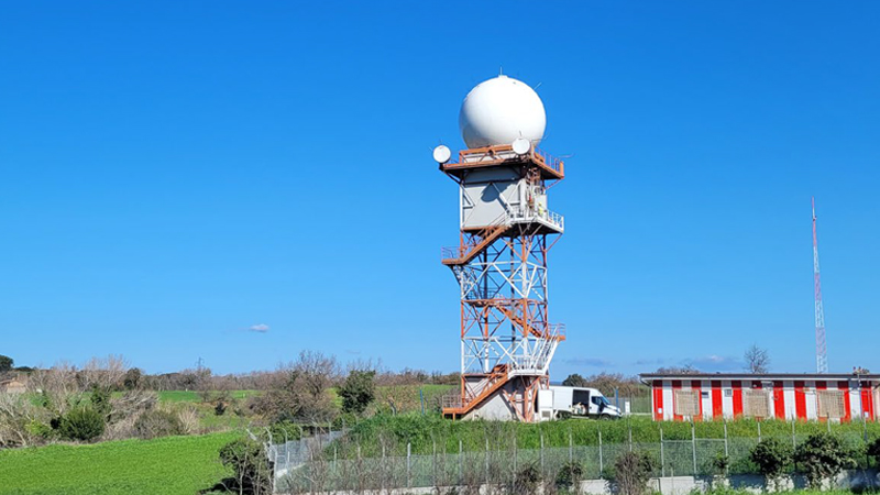 Modern weather radar supports airport traffic in Italy