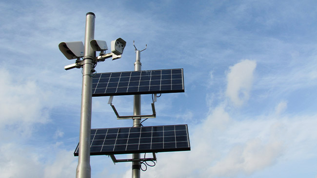 Road and runway weather station RWS200.
