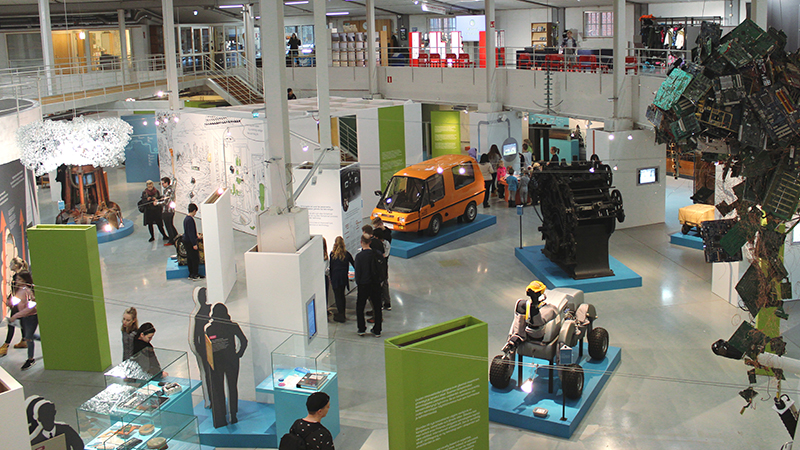 Promoting Science through Collaboration