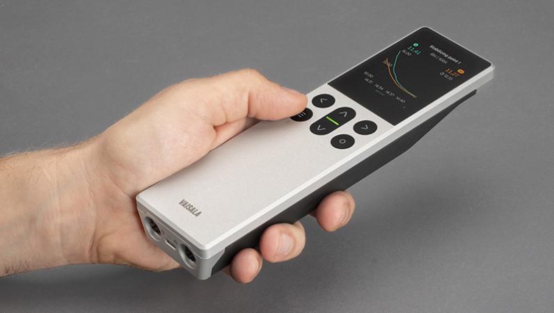 Indigo handheld instrument