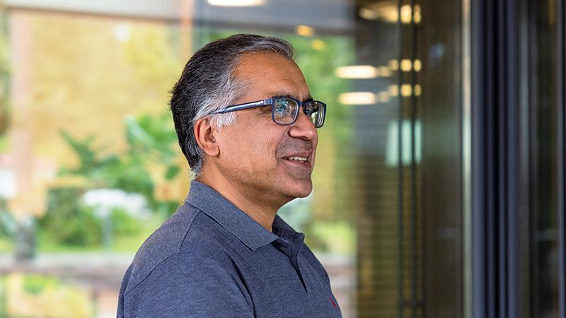 Paras-Chopra-side-portrait