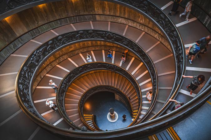 Museum-People-are-walking-on-the spiral-staircase