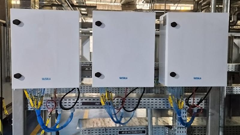 CAB100 industrial panel