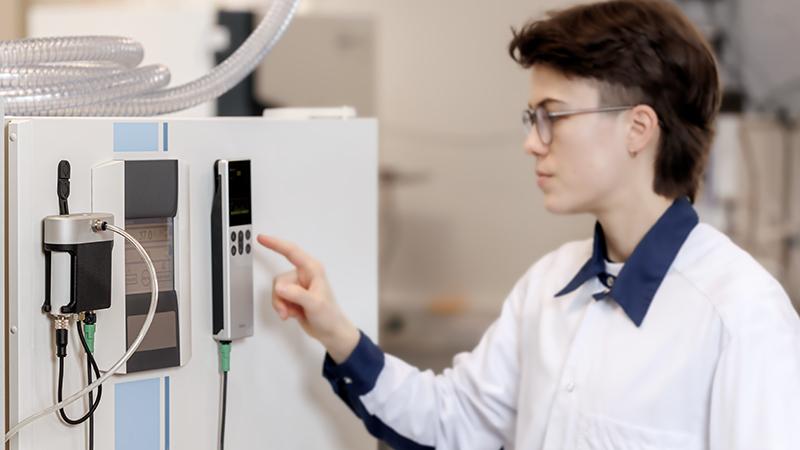 How to spotcheck CO2 in an incubator