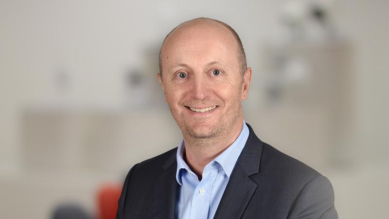 Régis François, Responsable commercial