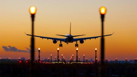 Airplane landing