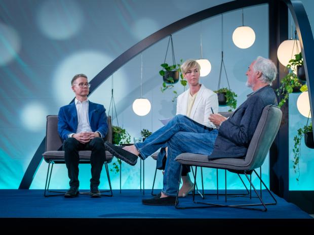 The Missing Link - Ville Voipio, Nina Eklund and Paul Polman