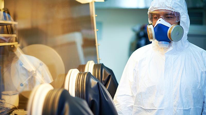 vaporized hydrogen peroxide biodecontamination aseptic isolators