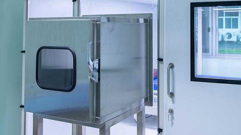 Cleanroom hydrogen peroxide biodecontamination