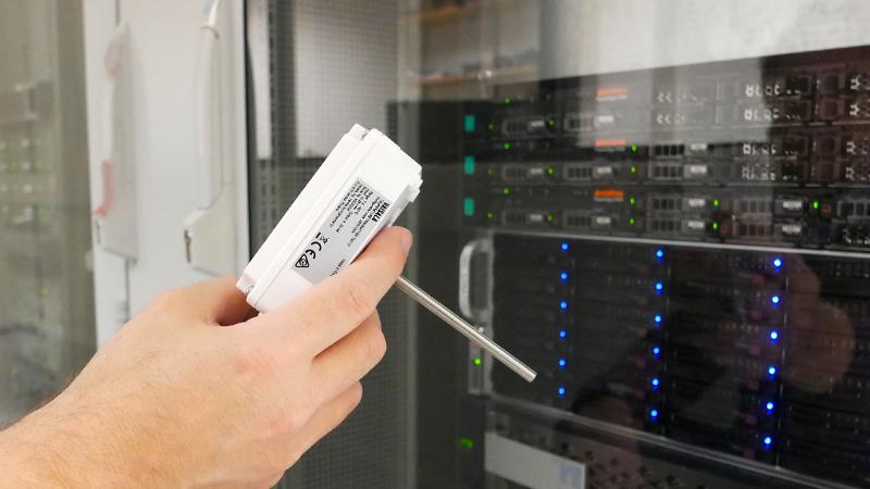 Immersion temperature transmitter TMI110 