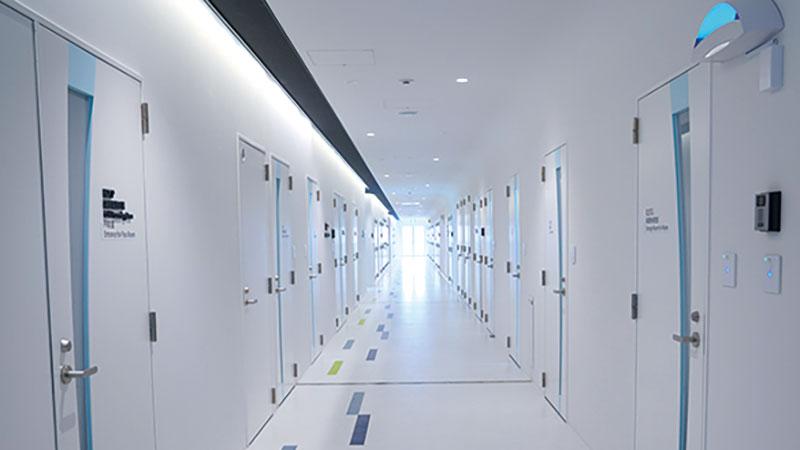 Hallway della struttura di terapia cellulare e genica di Cyto-Facto Inc.