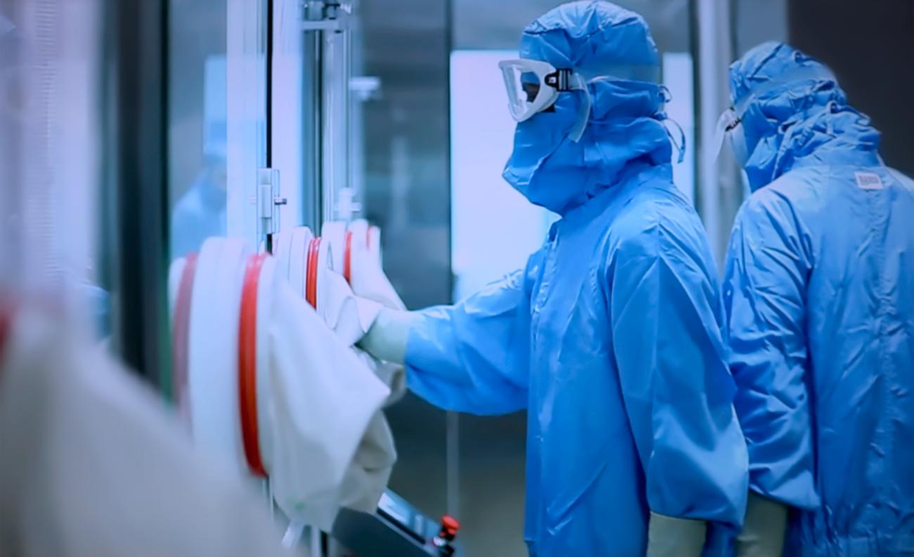 VHP decontamination Glove box in aseptic applications