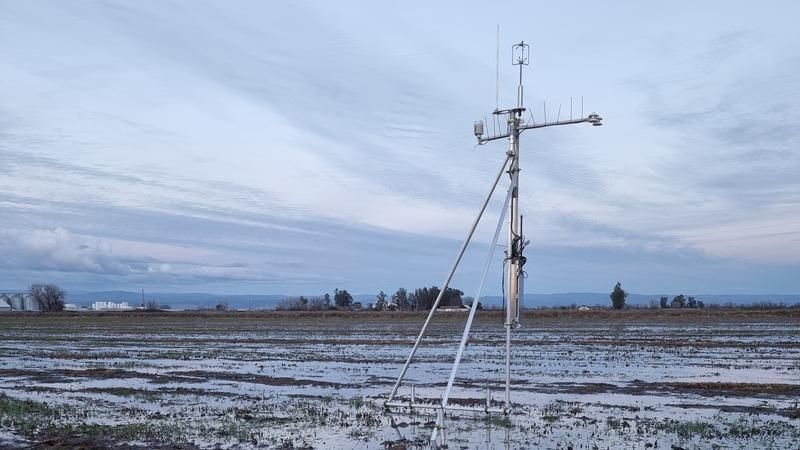 Quanterra Ecosystem Monitoring system in a snowy field.