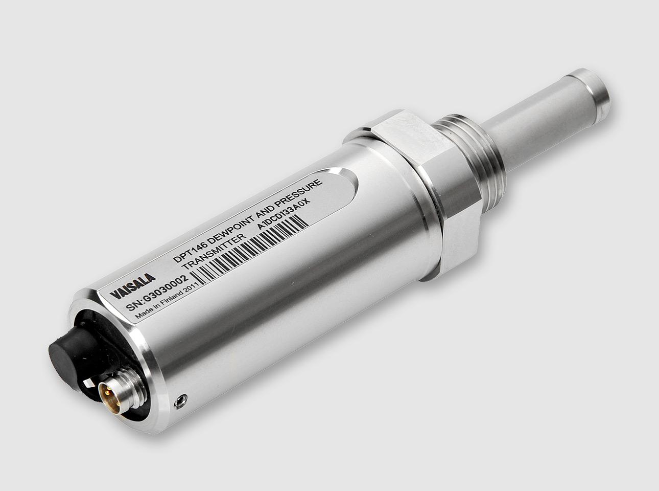 Vaisala’s DPT146 dewpoint sensor for compressed air measurement is a dew point detector that measures process pressure simultaneously.