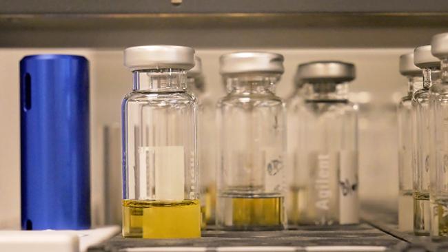 Oil samples Vaisala DGA laboratory