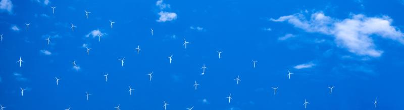 Modern-windmills-in-an-offshore-wind-farm-in-Northern-Europe_Vais_-_HERO_tall