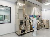 Cleanroom Controlled Environment Workstation (CEW)