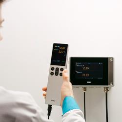 Spot-checking fixed transmitter measurements with Indigo80 handheld meter