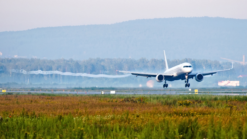 Airplane landing vortex Airplane landing vortex